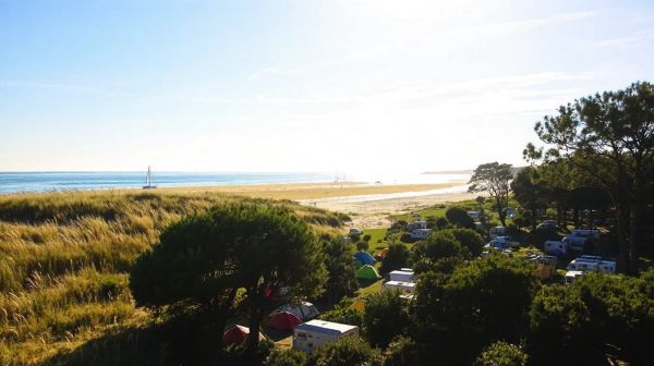 Les meilleures destinations de camping en charente-maritime à découvrir